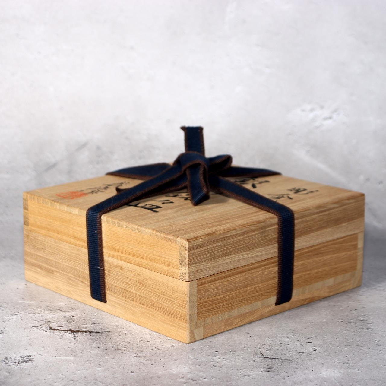 Japanese Bronze Silver Leaf Plates by Yoshimitsu Nishimura Takaoka doki w box12