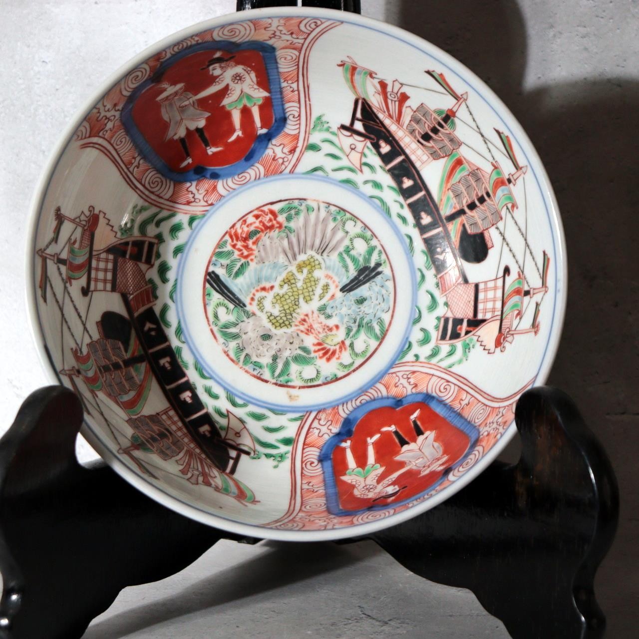 Late Edo Imari Iroe Porcelain Bowl Plate Nanbanjin Foreigners Ships PV3164