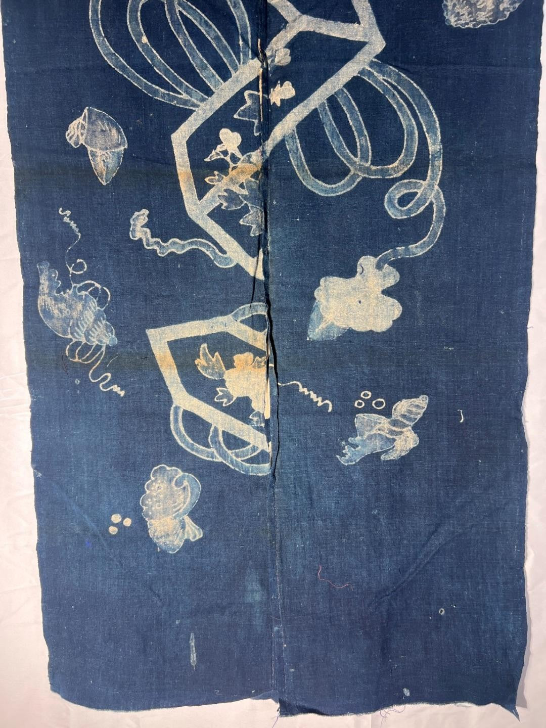 Antique Japanese Kofu Indigo Tsutsugaki Fabric Kaioke Shell Motif 145cm9