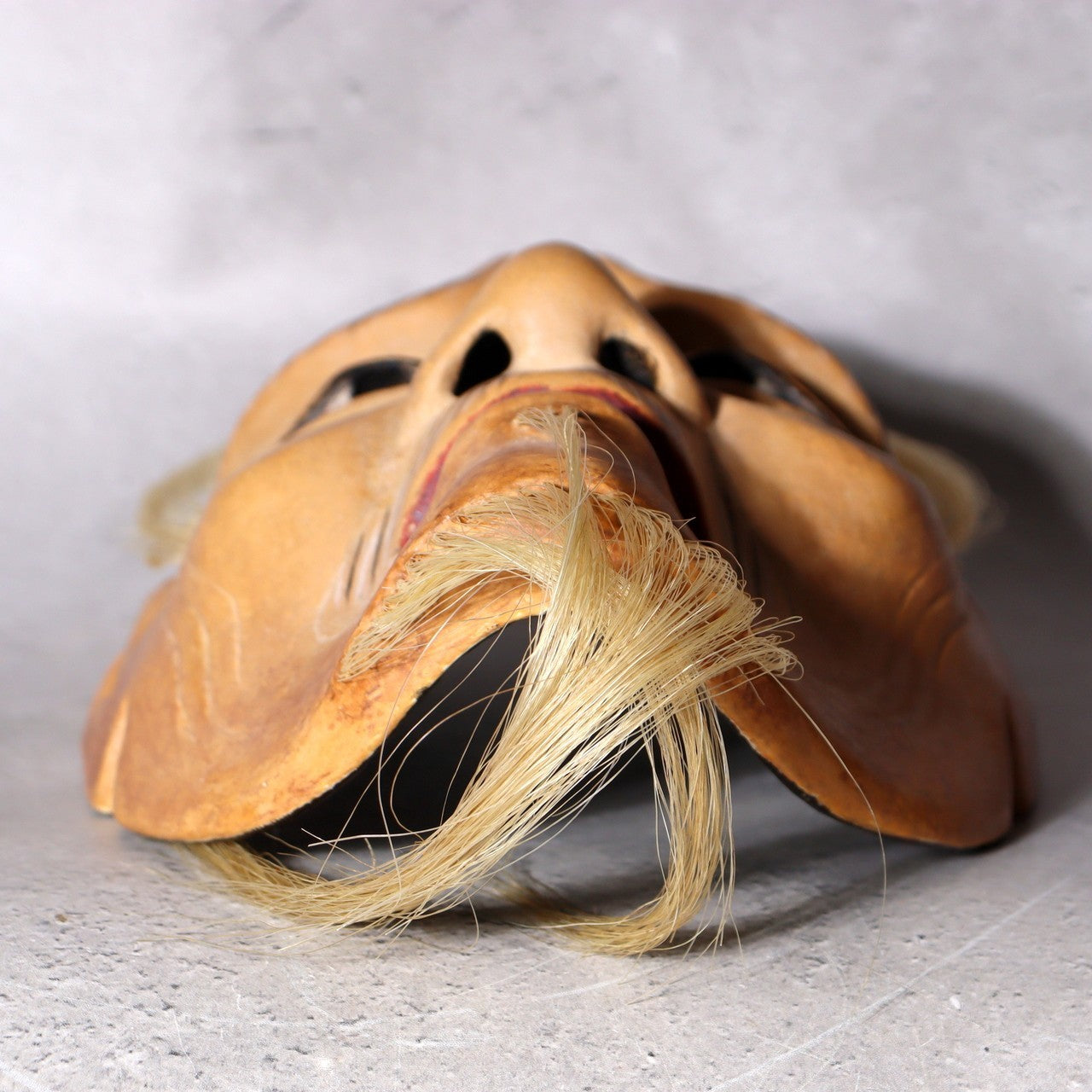 Japanese Hand-Carved Wooden Noh Mask Kojou Refined Old Man Storage Bag MSK5394