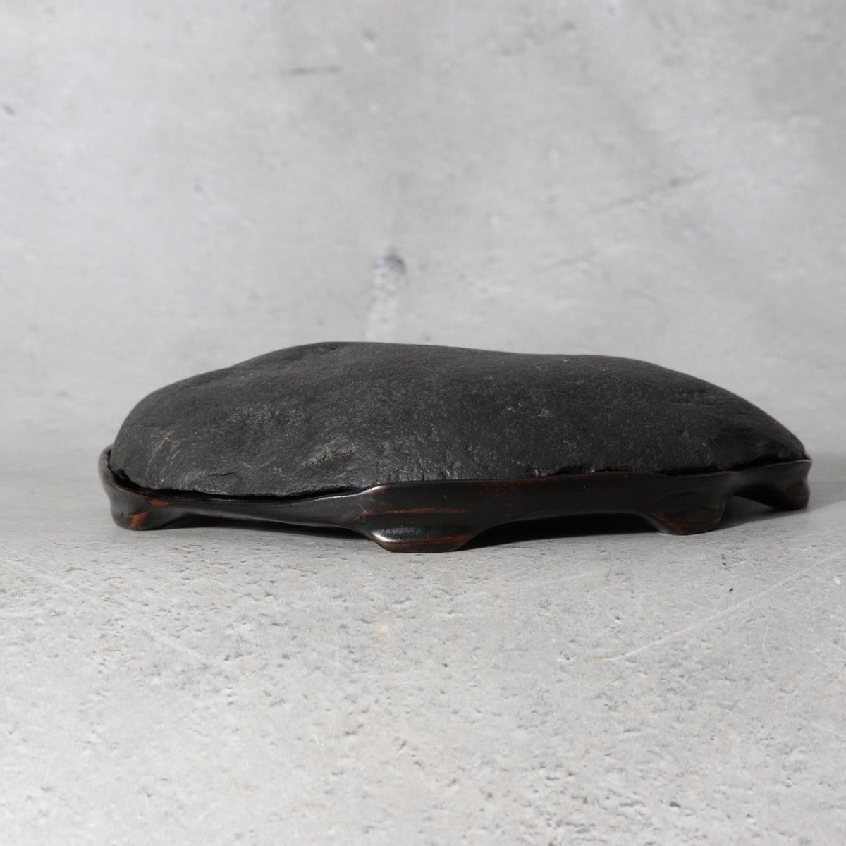Vintage Japanese Suiseki Watarasegawa Viewing Stone Custom Wooden Base16
