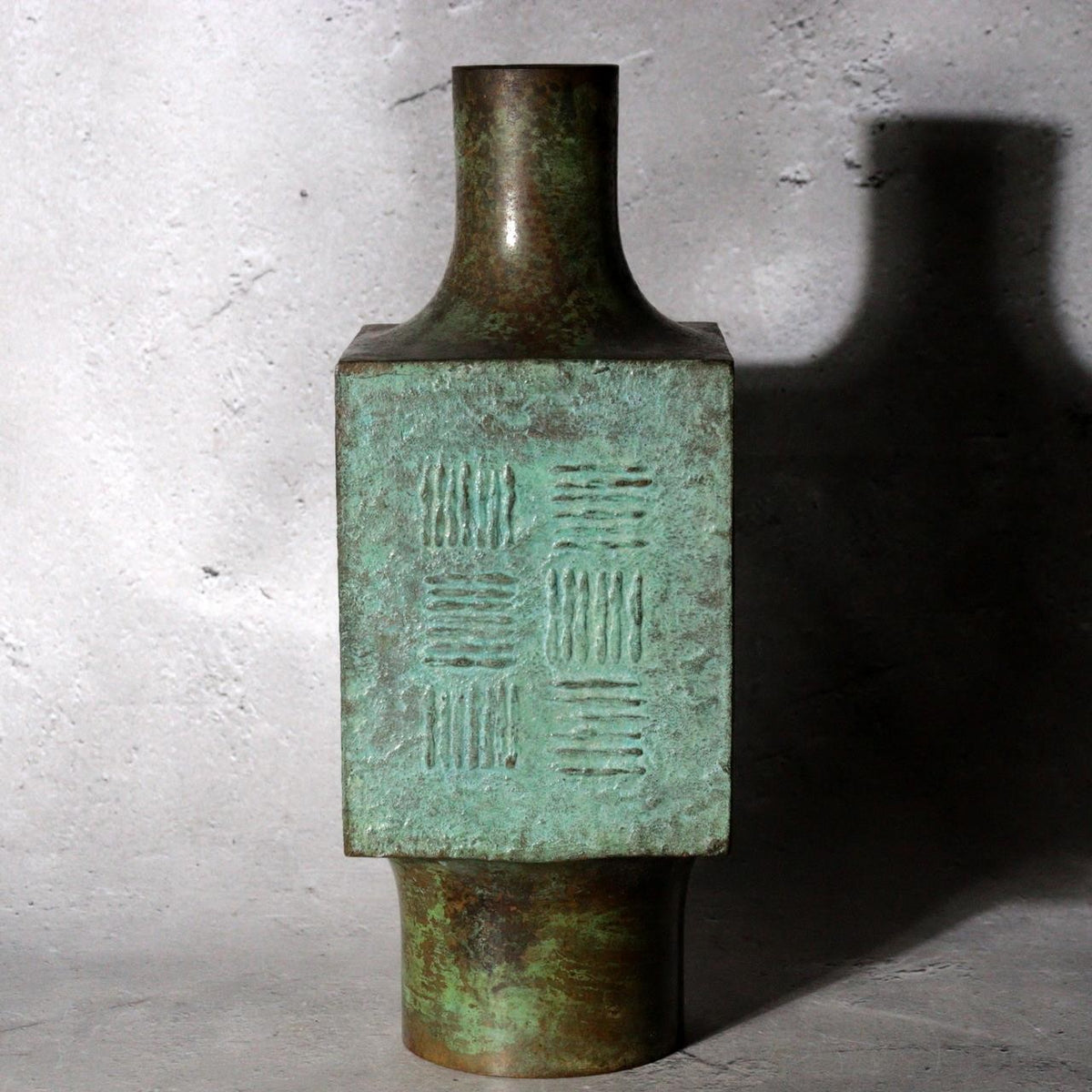 Vintage Japanese Katsumine Copper Bronze Bud Vase Square Geometric Motif3