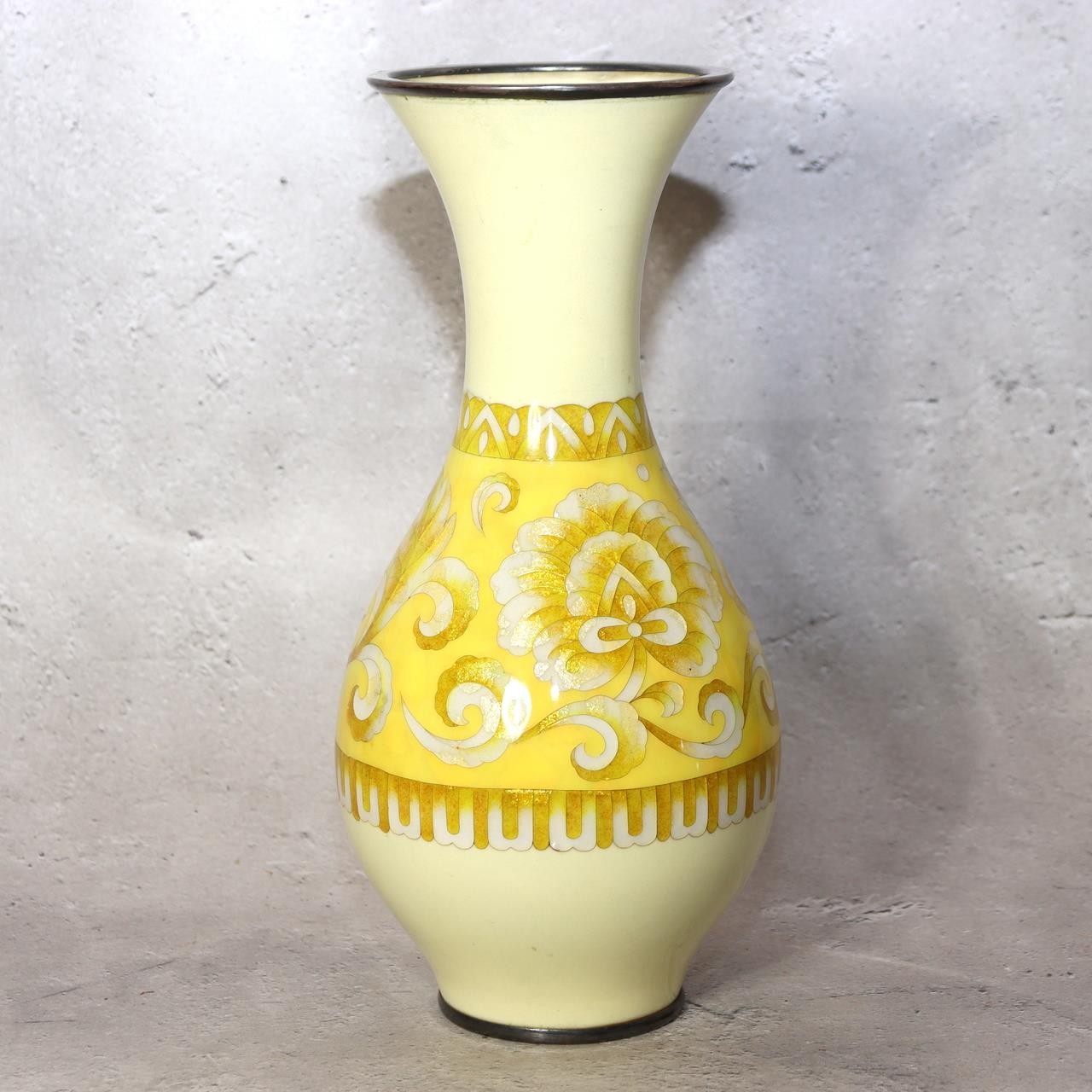 Vintage Japanese Cloisonne Enamel Vase Ota Hiroaki Pure Silver Rim OSV103