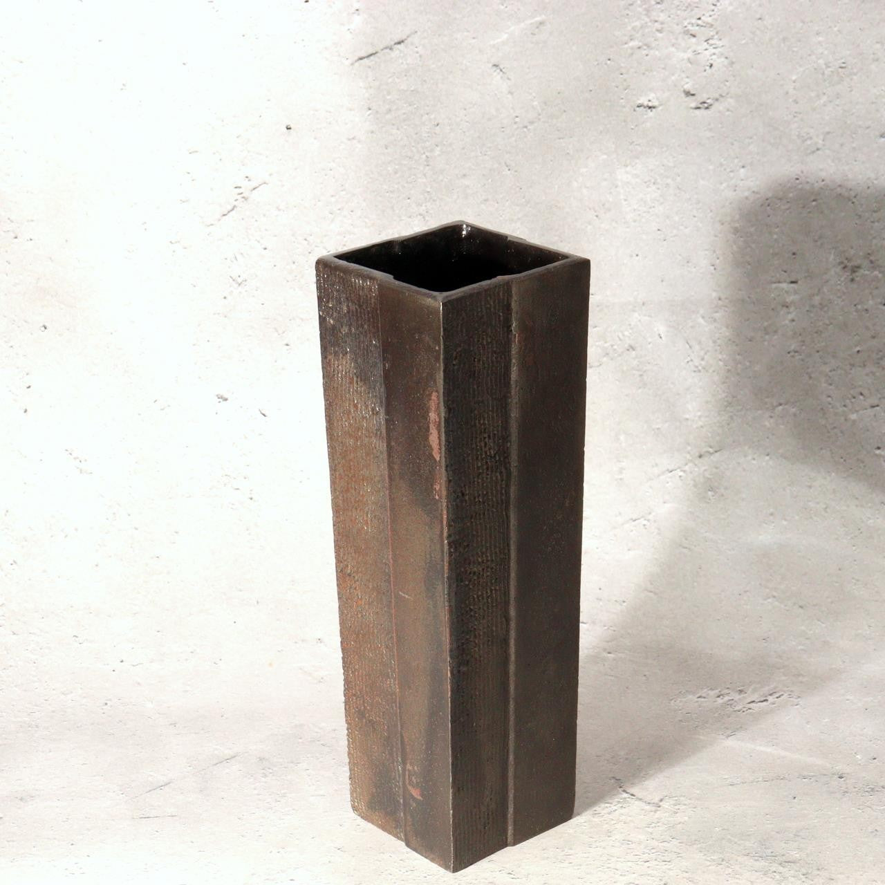 Living National Treasure Keiten Takahashi Iron & Flowing Copper Fusion Vase21