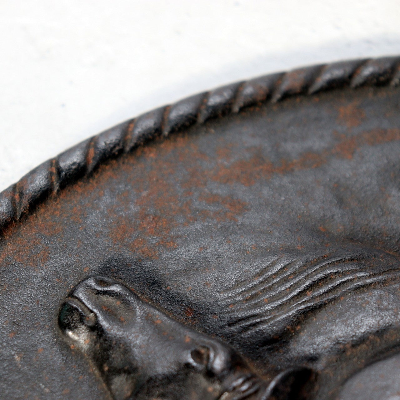 Japanese Nambu Tekki Cast Iron Wall Plaque - Horse Relief Decor 30cm BOSa258