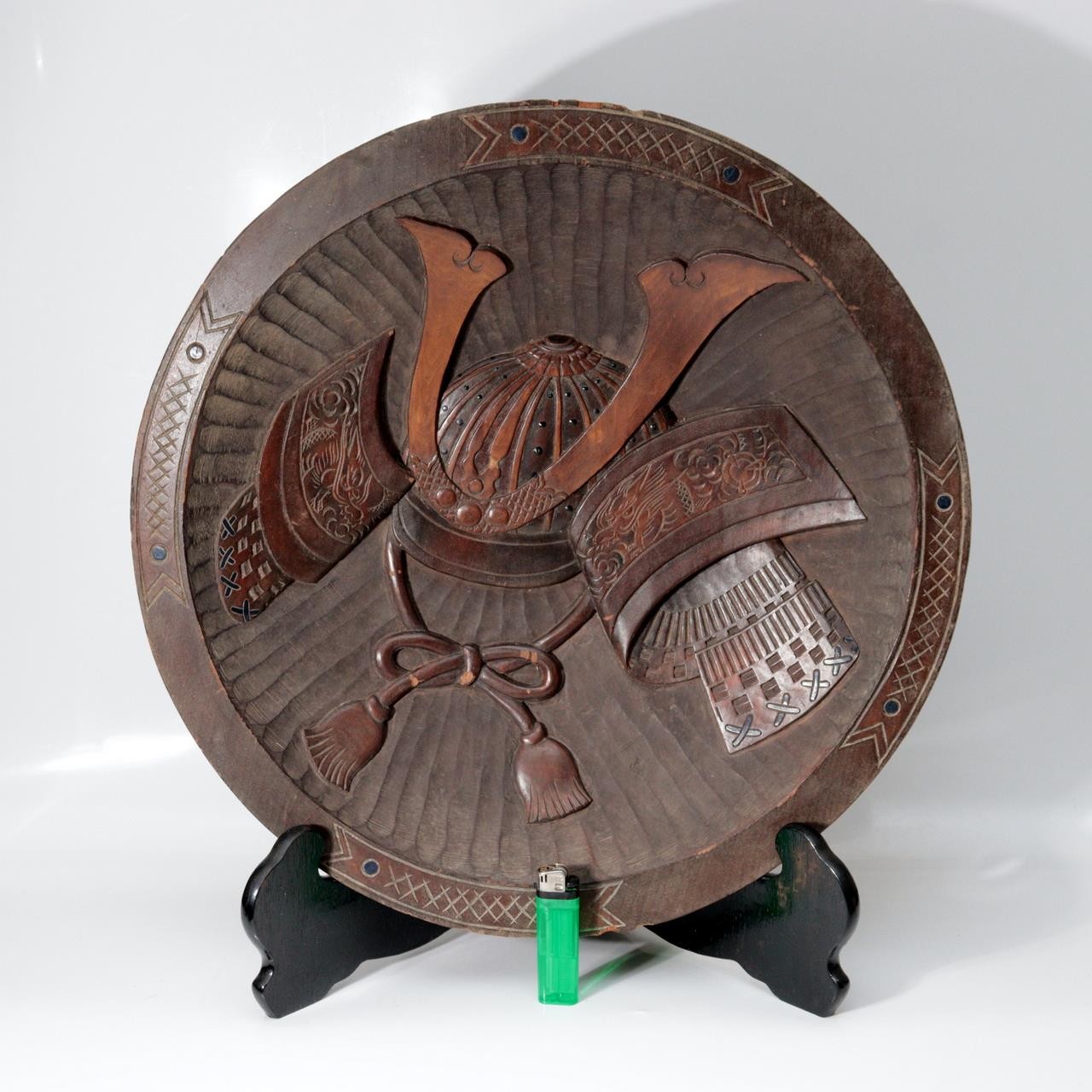 Pre-WWII Japanese Carved Wood Round Tray Samurai Kabuto Helmet Dragon Motif1