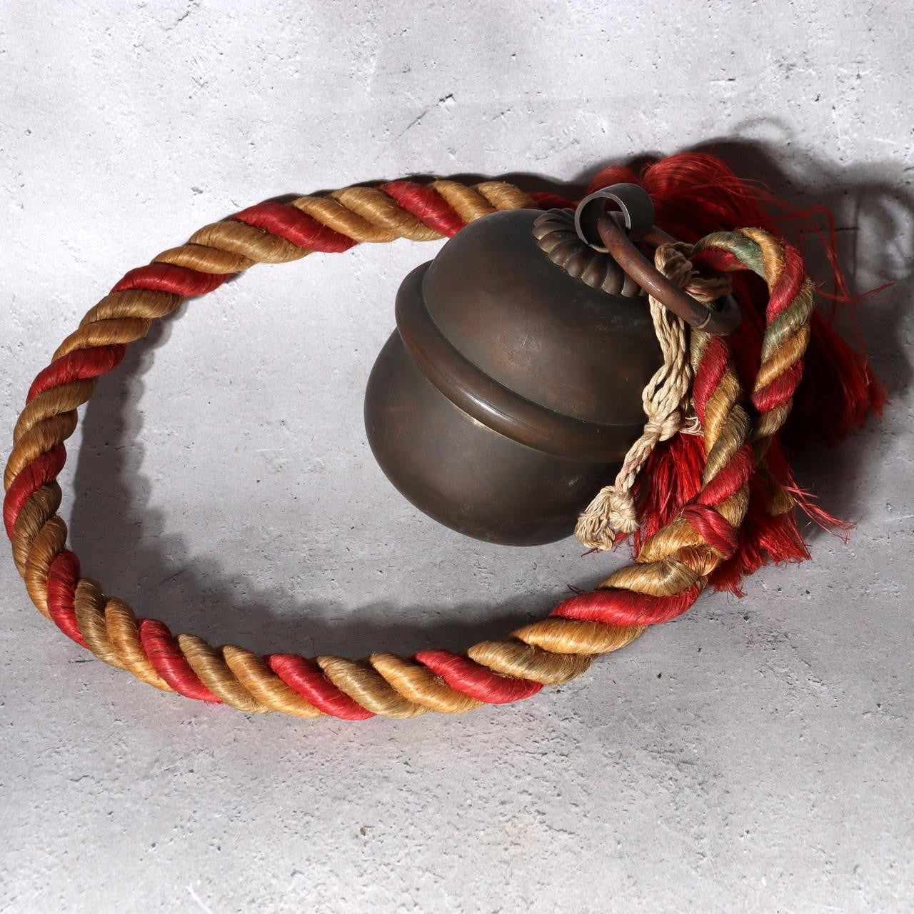 Japanese Vintage Shinto Suzu Bell with Braided Worship Rope Shrine Tassel 99cm0
