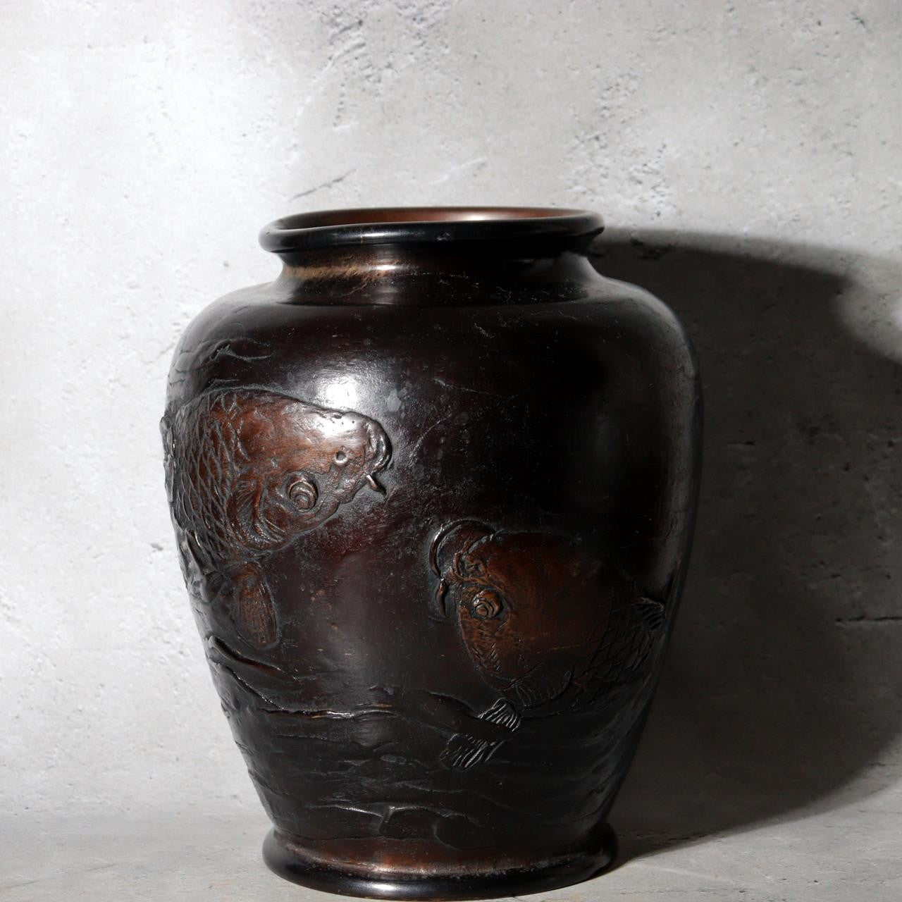 Antique Japanese Takaoka Bronze Vase Hozan Twin Koi Lotus Pond BV774-21