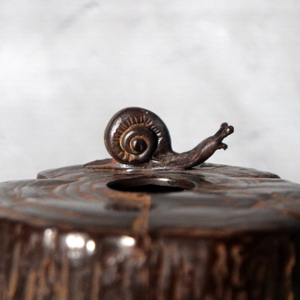 Vintage Japanese Takaoka Cast Bronze Vase Tree Stump Snail Getsuho9