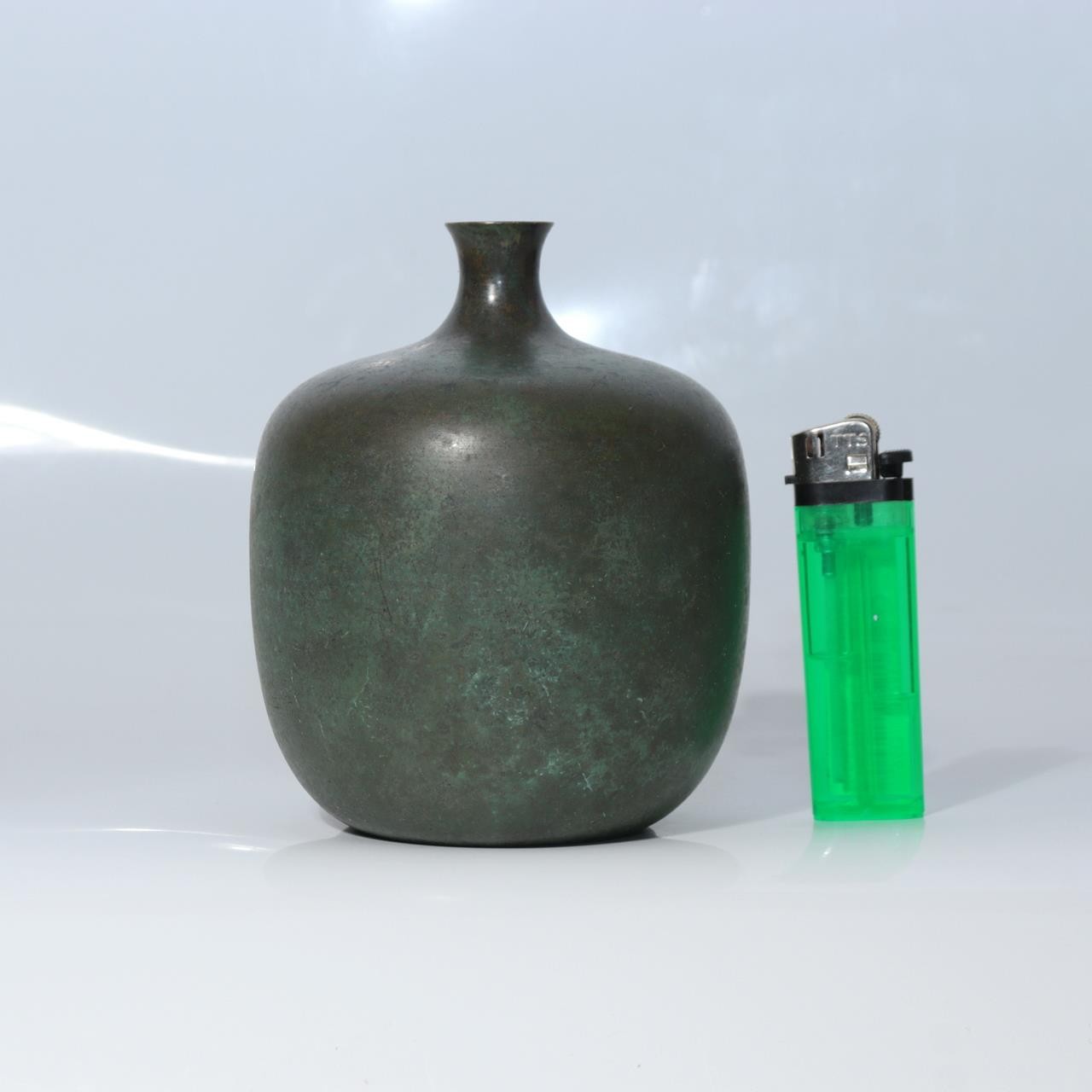 Vintage Japanese Cast Bronze Flower Vase Apple Shape Patina Ikebana BV7650