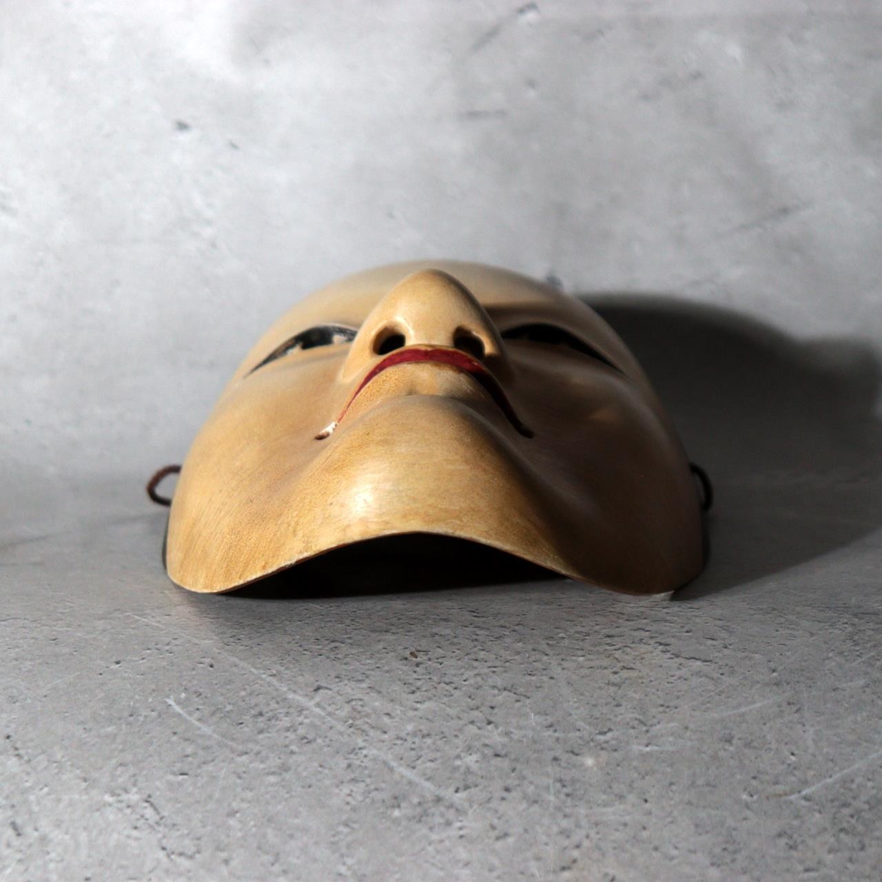 Japanese Carved Wooden Noh Mask Fushikizo Zonna with Bag MSK54710