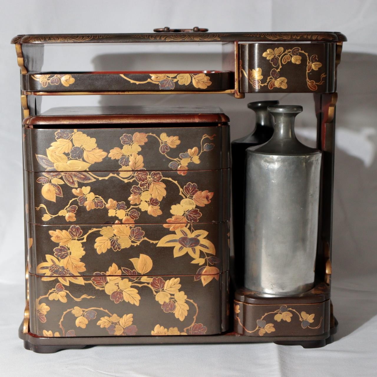 ​Antique Japanese Maki e Lacquer Nobento Sageju Picnic Set Tin Flasks WO6365