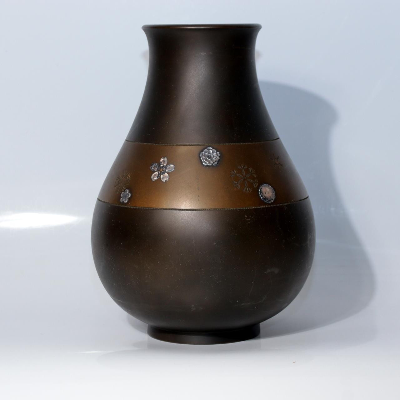 Antique Japanese Bronze Vase Silver Brass Inlay Sakura Snowflake Pattern 19320