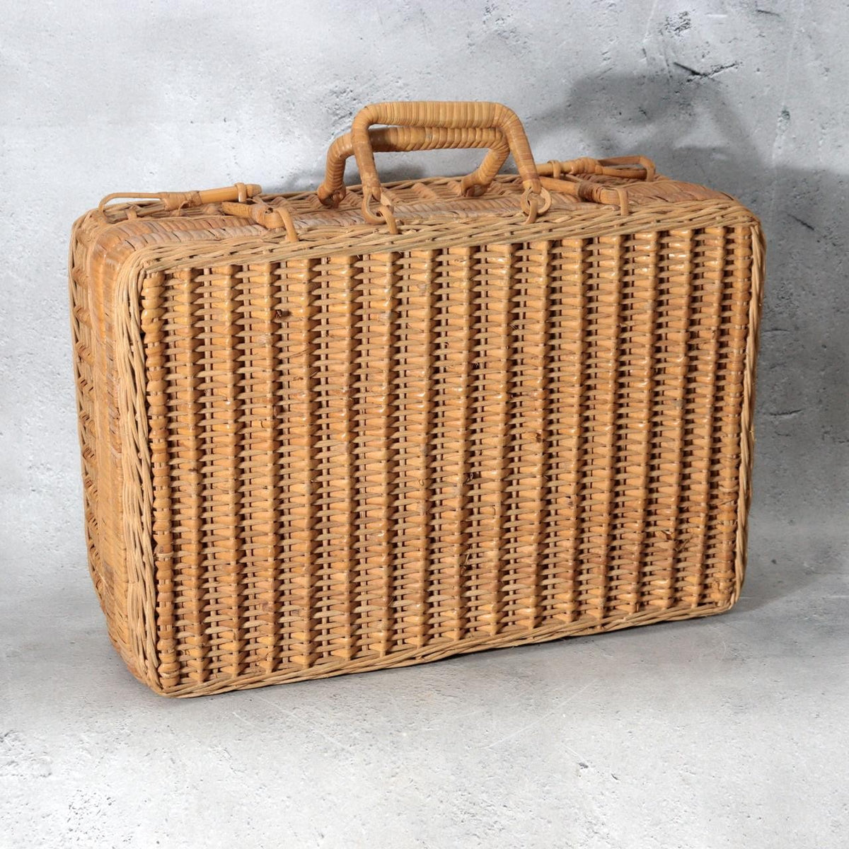 Vintage Japanese Bamboo Woven Basket Trunk Suitcase Bag0