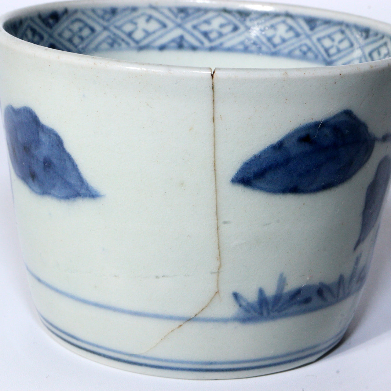 Antique Japanese Blue & White Porcelain Cups - Reference Pieces Soba choko IP112