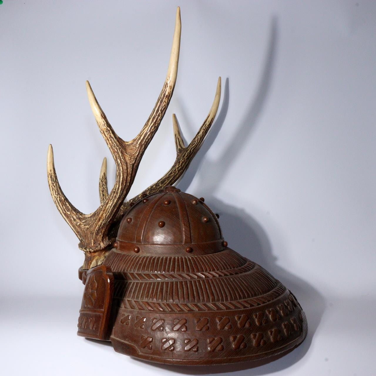 Japanese wooden Sword Rack Stand Helmet Kabuto Deer antlers Kazuno SWR343