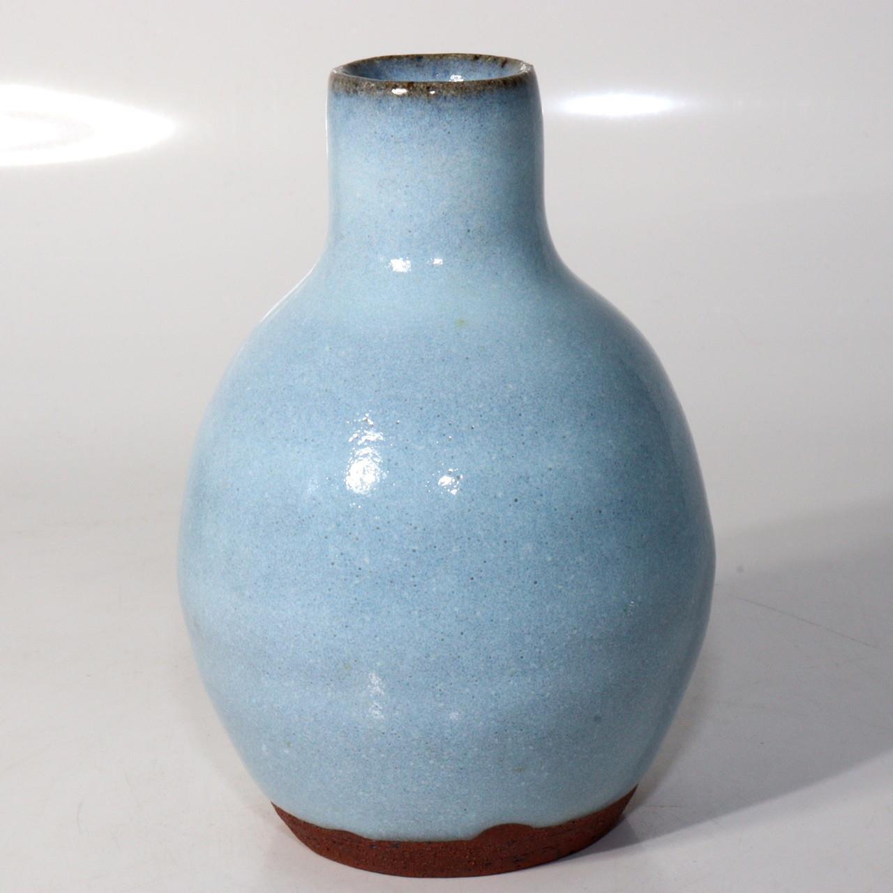 Japanese Pottery Ceramic blue glazed Miyashita Zenji sake cup signed w / box