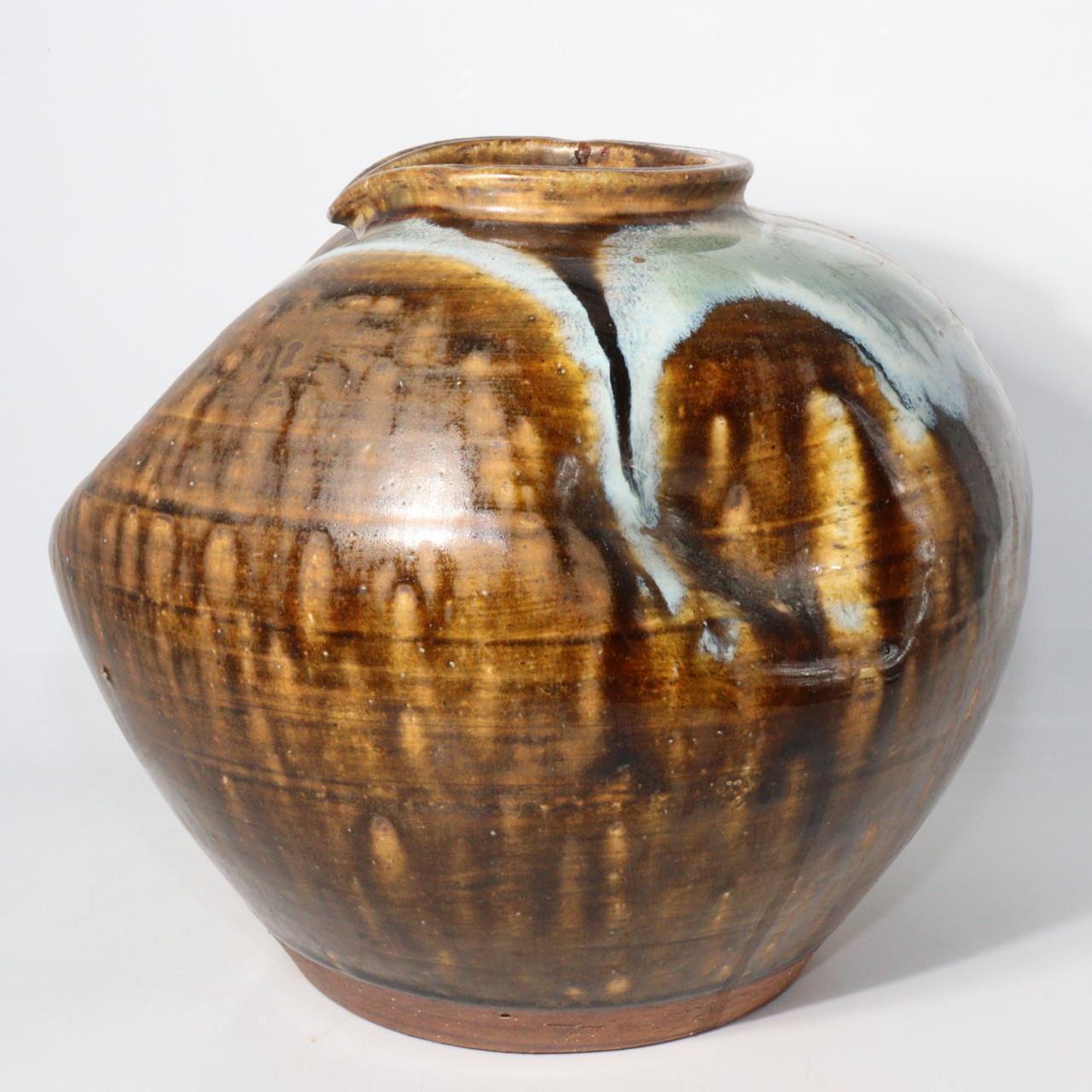 Japanese Gravity Flower vase Jar pottery ceramics signed PV142
