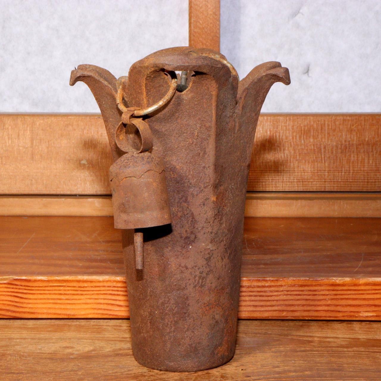 Japanese Iron Hanging flower vase Fuutaku Temple bell Futaku shape BV469
