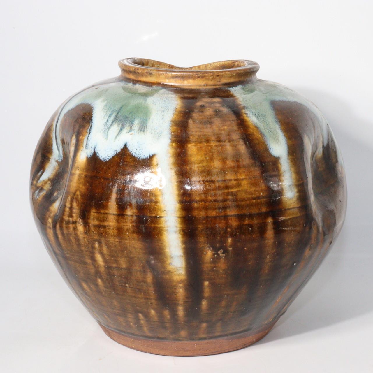 Japanese Gravity Flower vase Jar pottery ceramics signed PV142