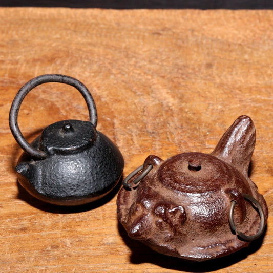 Japanese Iron Miniature Tetsubin Raccoon Two tea kettle Iron Dollhouse BOS678