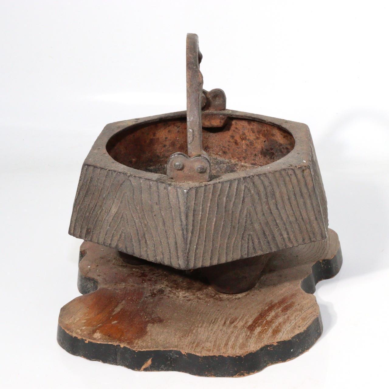 Japanese Iron ashtray brazier Hibachi Hiire Tabako bon BOS673