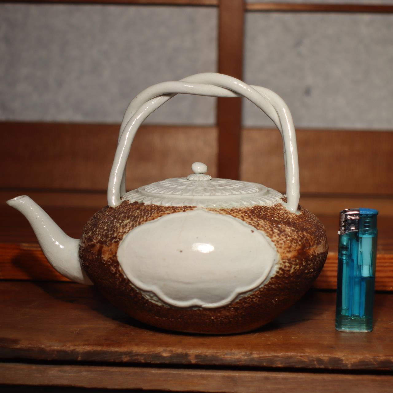 Japanese Antique White Porcelain Hirado ware Choshi Teapot HWO11