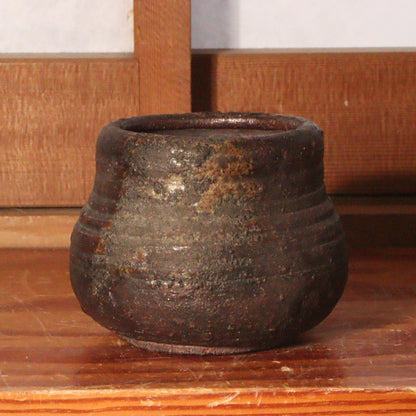 Japanese Bizen ware Tokyo Kaneshige ceramic pottery seed pot small Jar Vase BW73