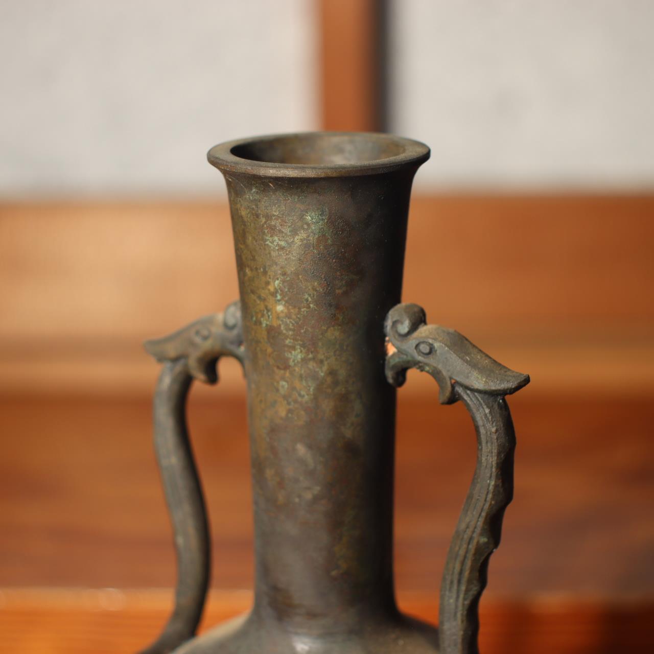 Japanese Vintage Bronze Flower vase signed BV456